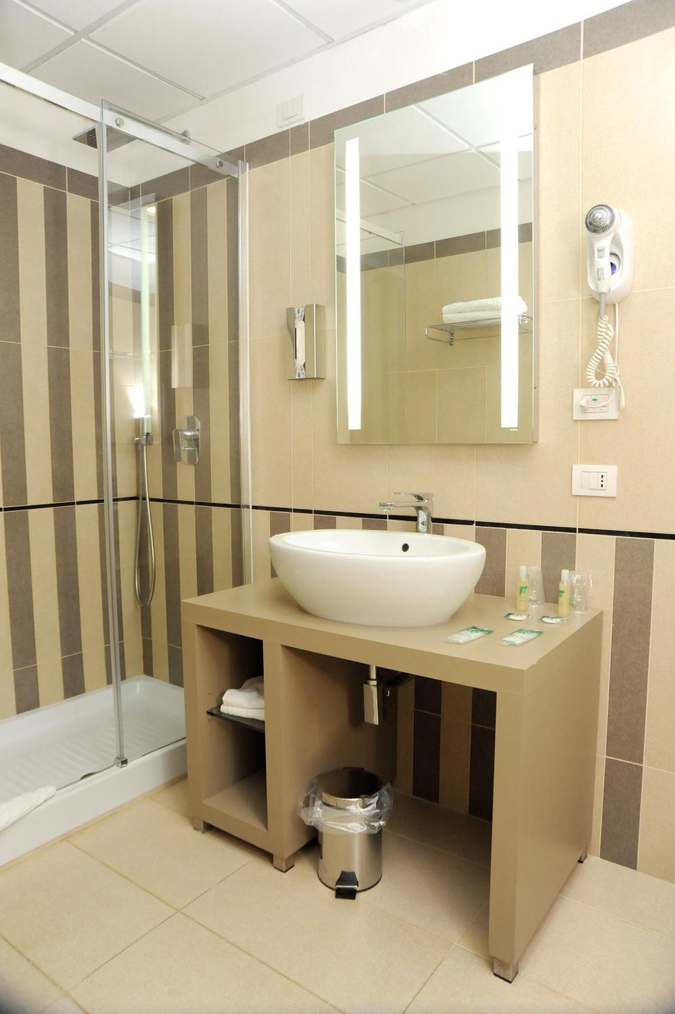 Palace Inn Rome Fiano ฟิอาโน โรมาโน ห้อง รูปภาพ